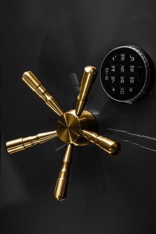 Сейф с защитой от взлома и огня Stahlkraft Defender Pro 235 EL Lux