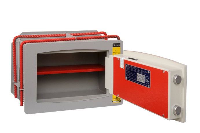 Сейф встраиваемый в стену GRIFFON W 2315 E