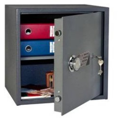 mebelnyy-seyf-safetronics-ntl-40-em