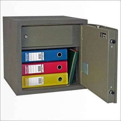 Взломостойкий сейф Safetronics NTR 39MEs