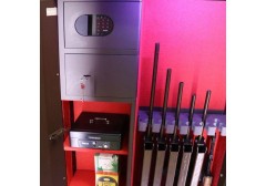 seyf-oruzheynyy-griffon-gg-700-e-brown