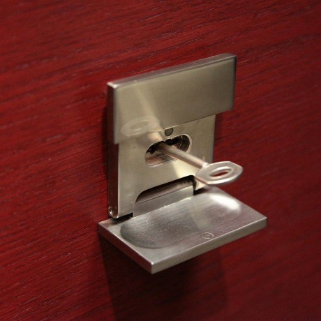 Сейф Stark 309 MCRED